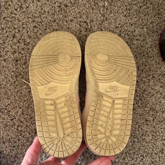 Jordan Cream and Pink Sneakers - Picture 6 of 6